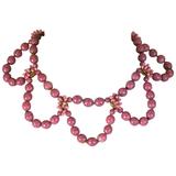 Miriam Haskell, collier guirlande en pâte de verre de rose poussiéreuse