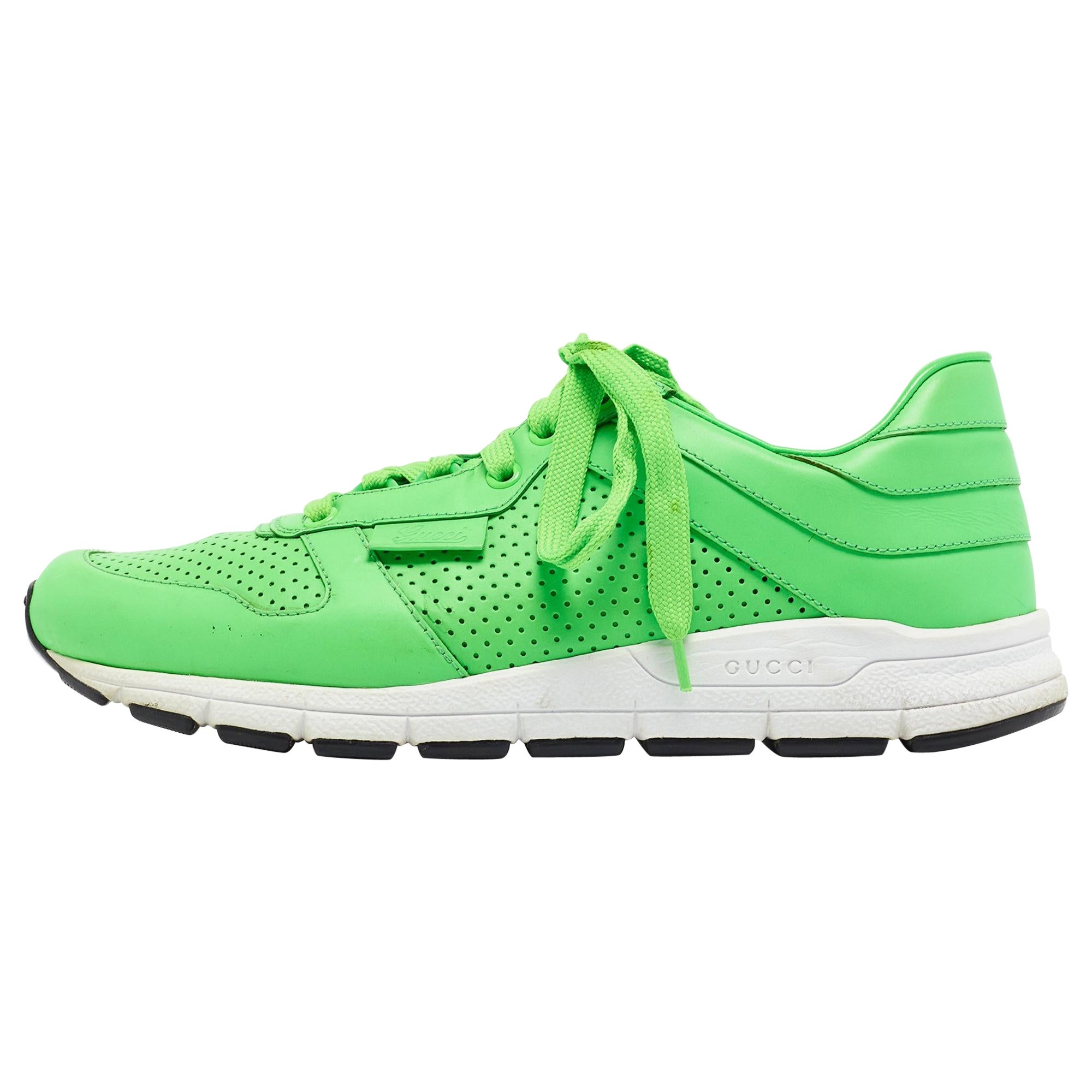 Gucci Neongrün Perforiertes Leder Low Top Turnschuhe Größe 40,5
