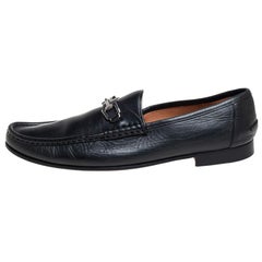 Gucci Slip On Loafers aus schwarzem Leder, Größe 46