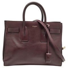 Saint Laurent Tote piccola Classic Sac De Jour in pelle borgogna scuro