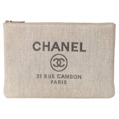 Chanel Clutch Deauville MM Grigia