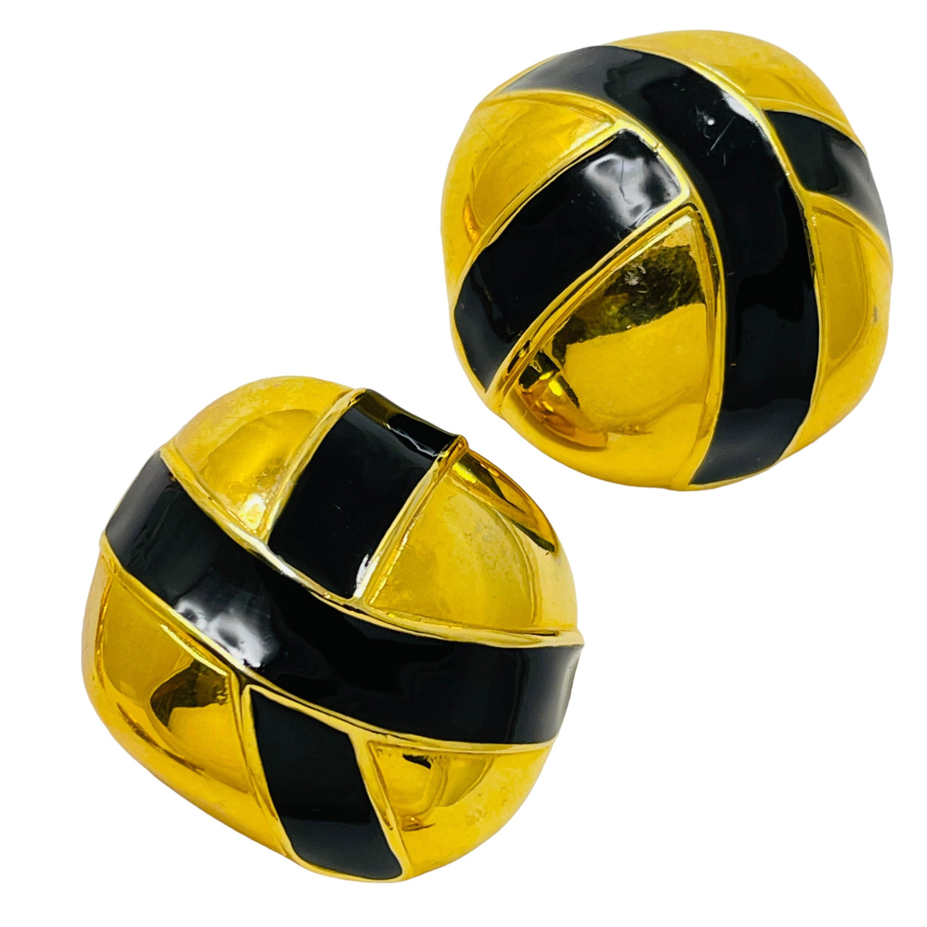 Vintage MADE IN USA gold enamel designer clip on earrings For Sale