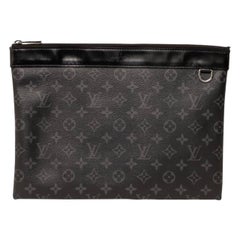Borsa a mano Vuitton Clutch Discovery Monogram Eclipse Nero