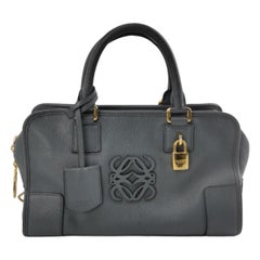 Loewe Amazona 29 en cuir d'agneau gris