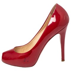 Christian Louboutin Rote Lackleder Peep Toe Plateau Pumps Größe 38