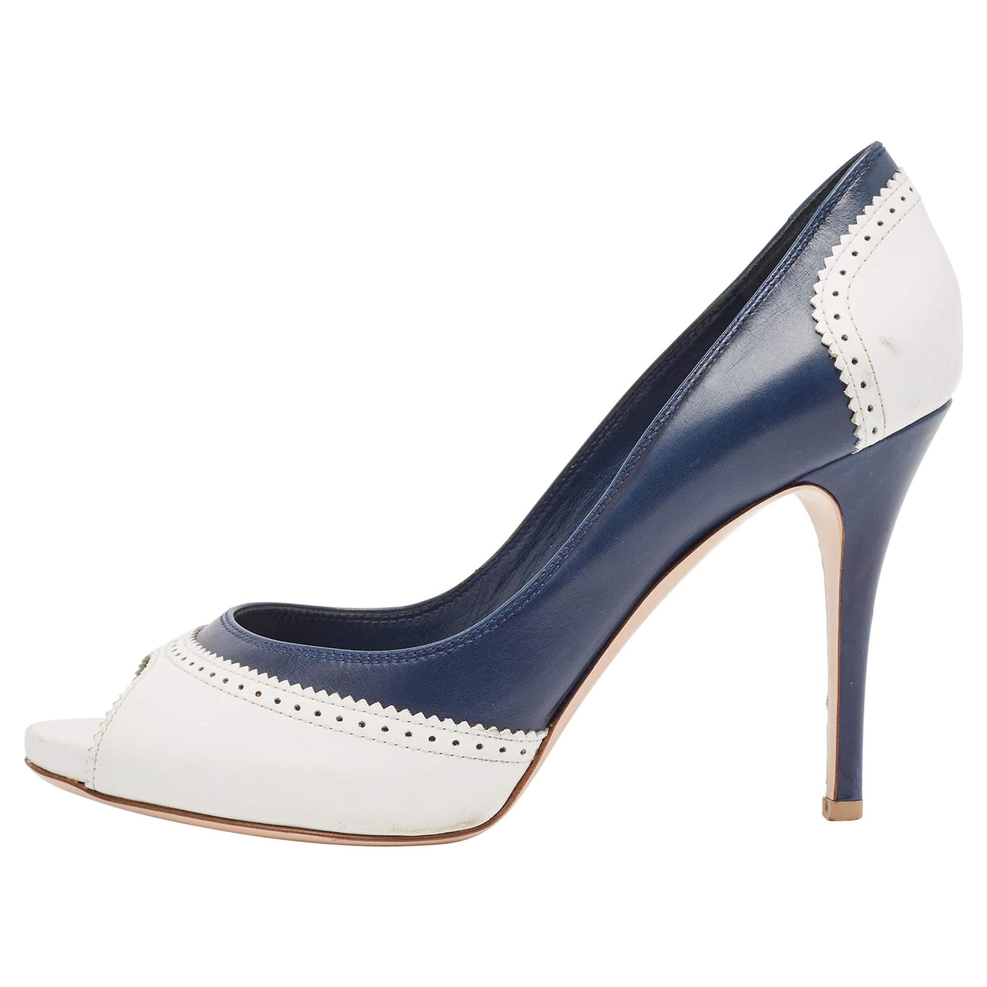 Gianvito Rossi White/Blue Leather Peep Toe Pumps Size 38 For Sale