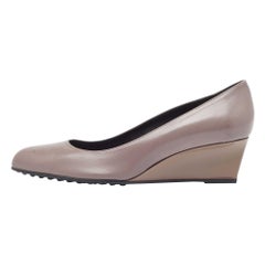 Used Tod's Mauve Leather Wedge Pumps Size 40.5