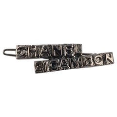 Chanel Pinza metálica para el pelo