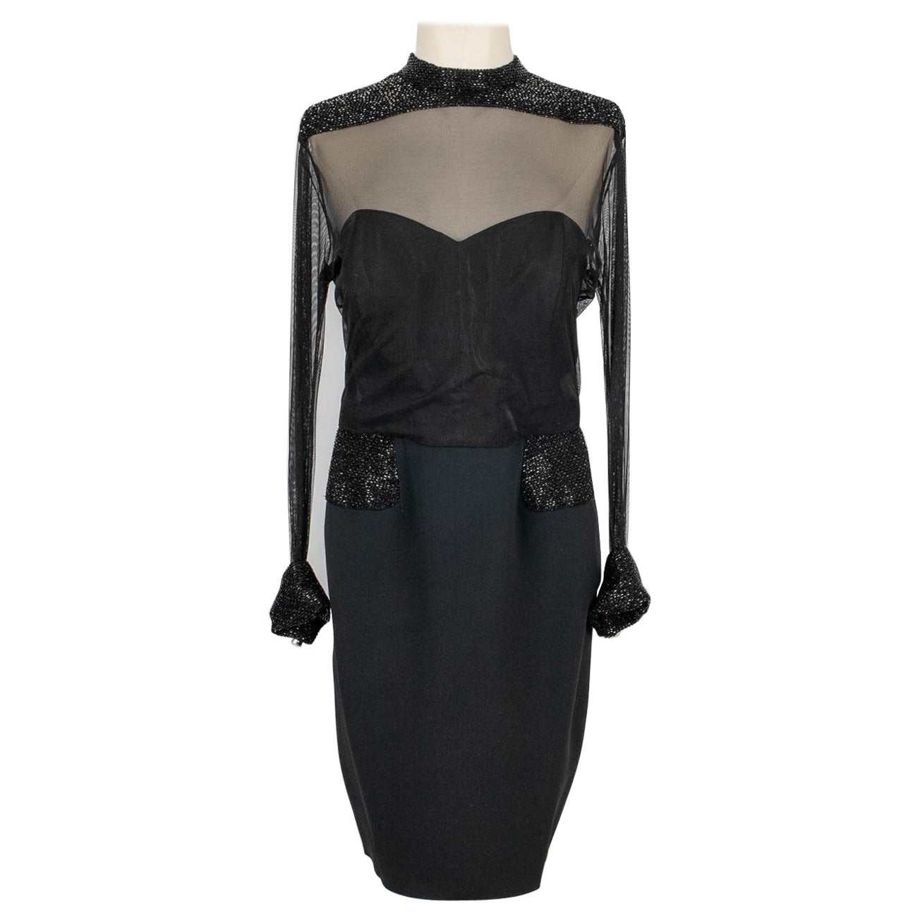 Christian Dior Besticktes Kleid mit schwarzen Perlen im Angebot