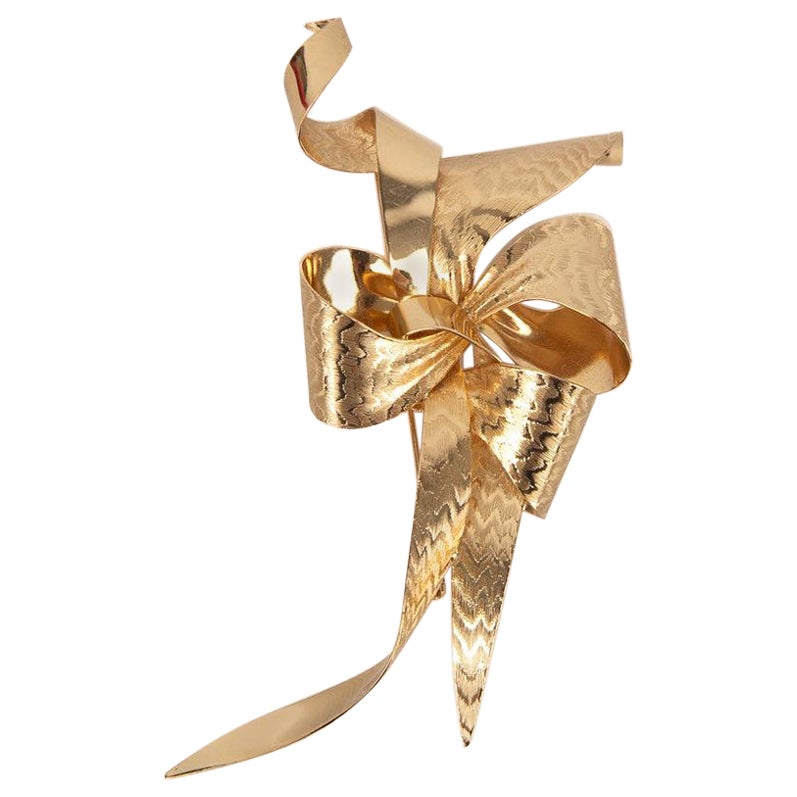 Dior Bow Brooch in Golden Metal For Sale