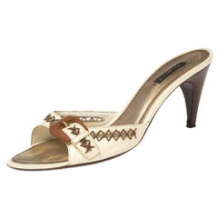 Louis Vuitton Cream Leather Buckle and Whip Stitch Detail Slide Sandals Size 41 (Sandales à glissière en cuir crème avec boucles et points de fouet)