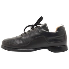 Hermes Low Top Turnschuhe aus schwarzem Leder Größe 45
