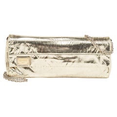 Dolce & Gabbana Goldfarbene Miss Martini-Clutch aus Lackleder mit Kette