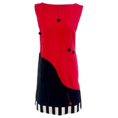 1960s Charm of Hollywood Music Notes and Piano Red Black Cotton Shift Dress 60s