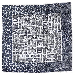 Roberto Cavalli 2000s Bufanda de seda con logo en blanco y negro + estampado animal de jirafa Y2K