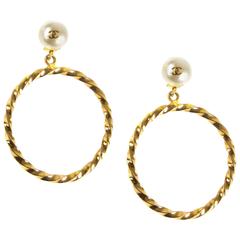 Chanel Pearl Hoop CC Earrings - Large Vintage Twisted Gold Clip On 96A Ear Rings