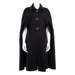 Sandro Marineblauer Umhang mit Gingham-Muster, Größe S