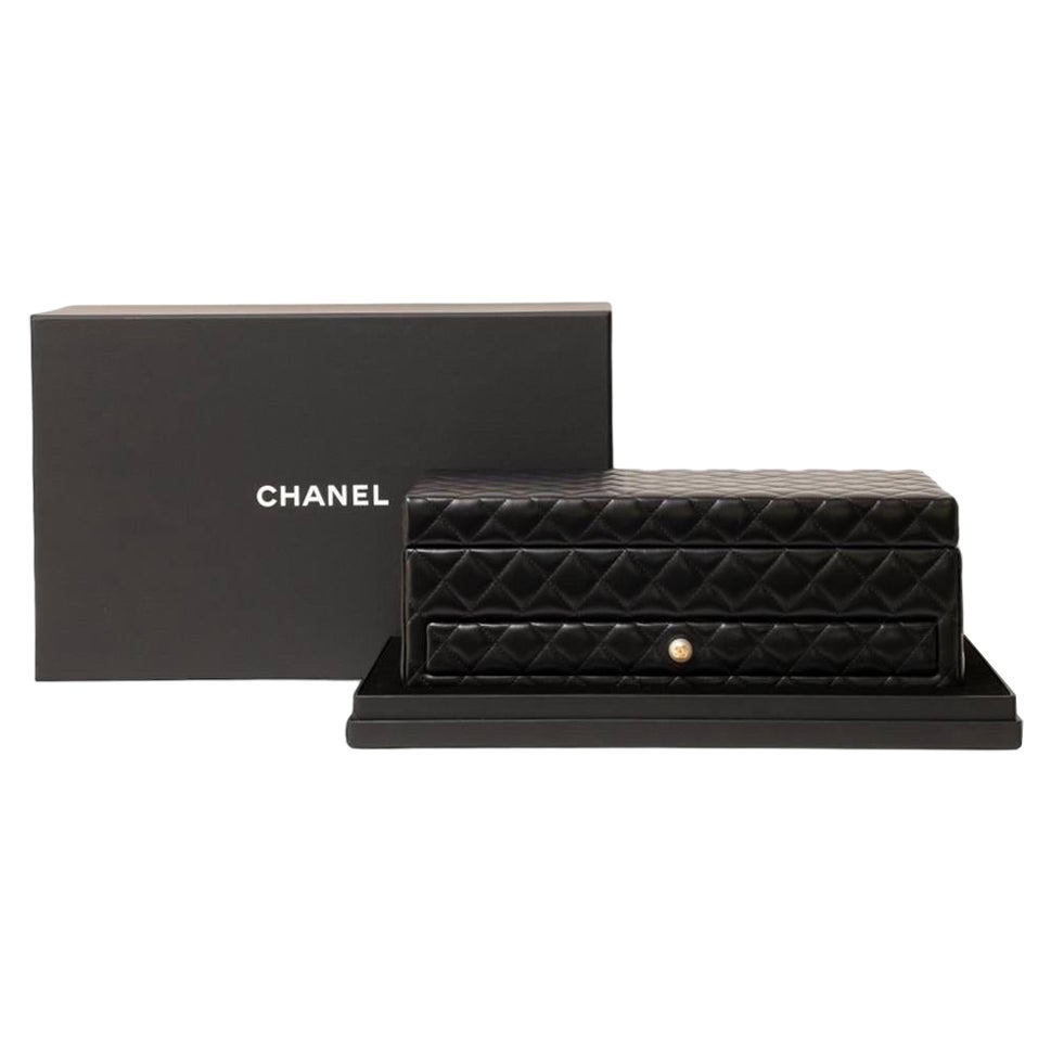 Accessori da Viaggio\ Portagioie Chanel Vanity Case Pearl Trapuntato Nero For Sale