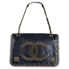 Chanel Extremadamente Raro Bolso de Solapa con Adornos de Cadena París / Byzance