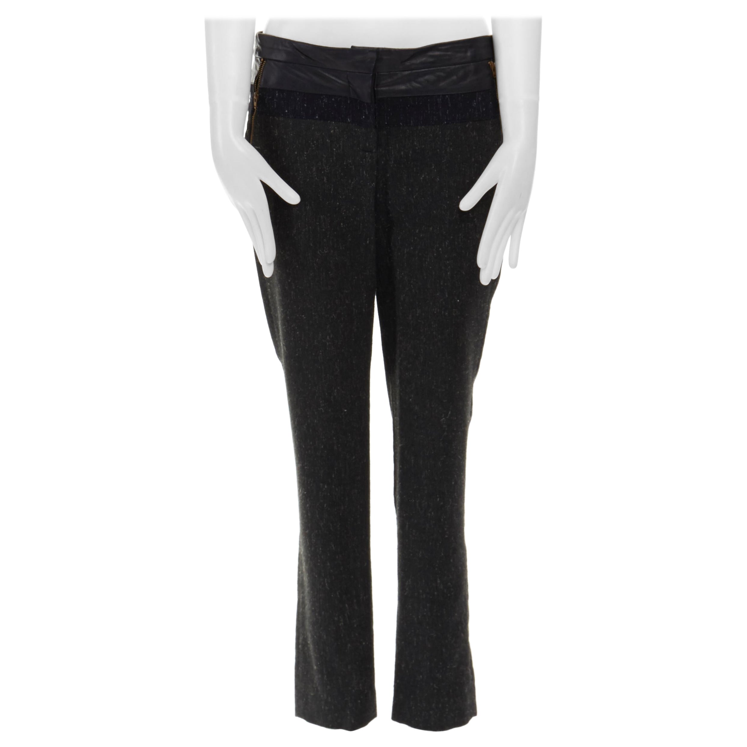 ALC Leder-Hose mit schlanker Taille aus marineblauer und grauer Wolle und Tweed-Farbblockmuster im Angebot