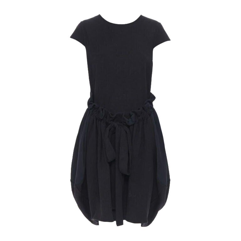 YVES SAINT LAURENT AW09 vestido negro de manga casquillo con lazada fruncida y bajo de burbuja FR38 en venta