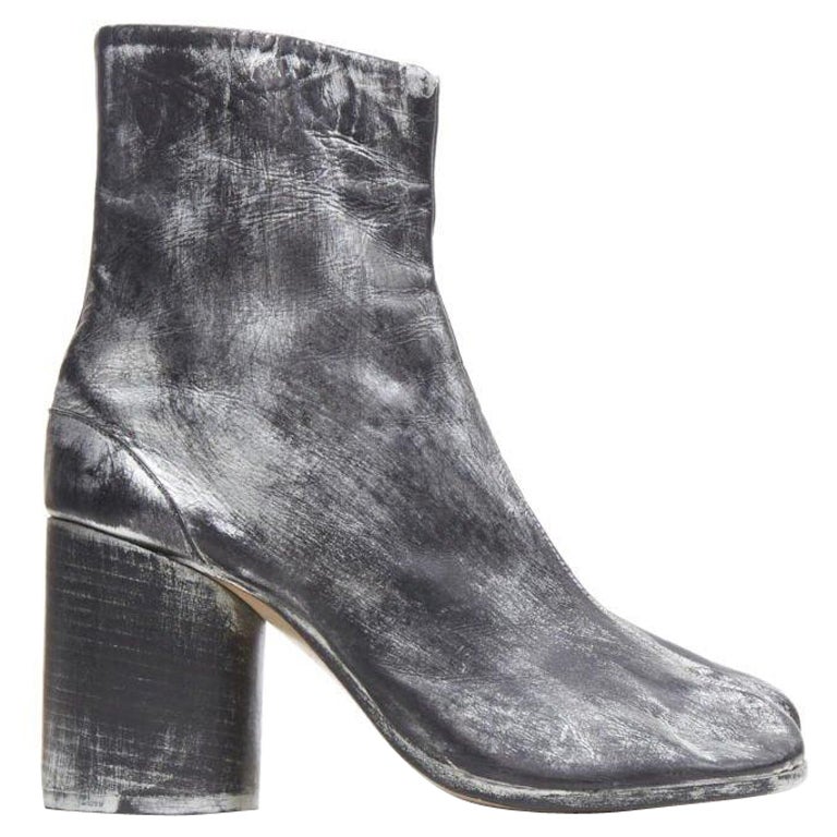 MARTIN MARGIELA 1990's Vintage black silver handpainted tabi boot EU39 For Sale