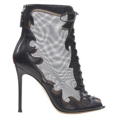 GIANVITO ROSSI noir cuir flamme peep toe lace up ankle bootie EU38