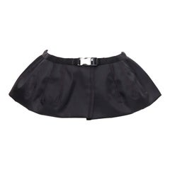 PRADA 2008 schwarzes Nylon silberne Logoschnalle Stoff Schößchengürtel IT38 XS