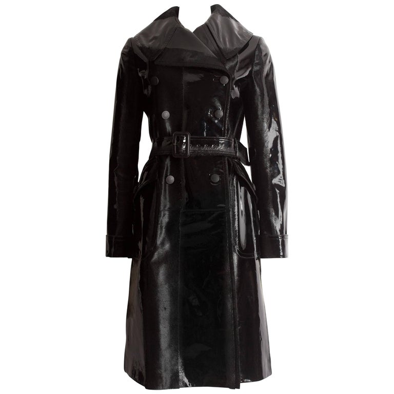 Trench-coat Azzedine Alaia en poils de poney vernis noirs, automne-hiver  2014 En vente sur 1stDibs