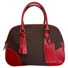 Bolso canapa Prada