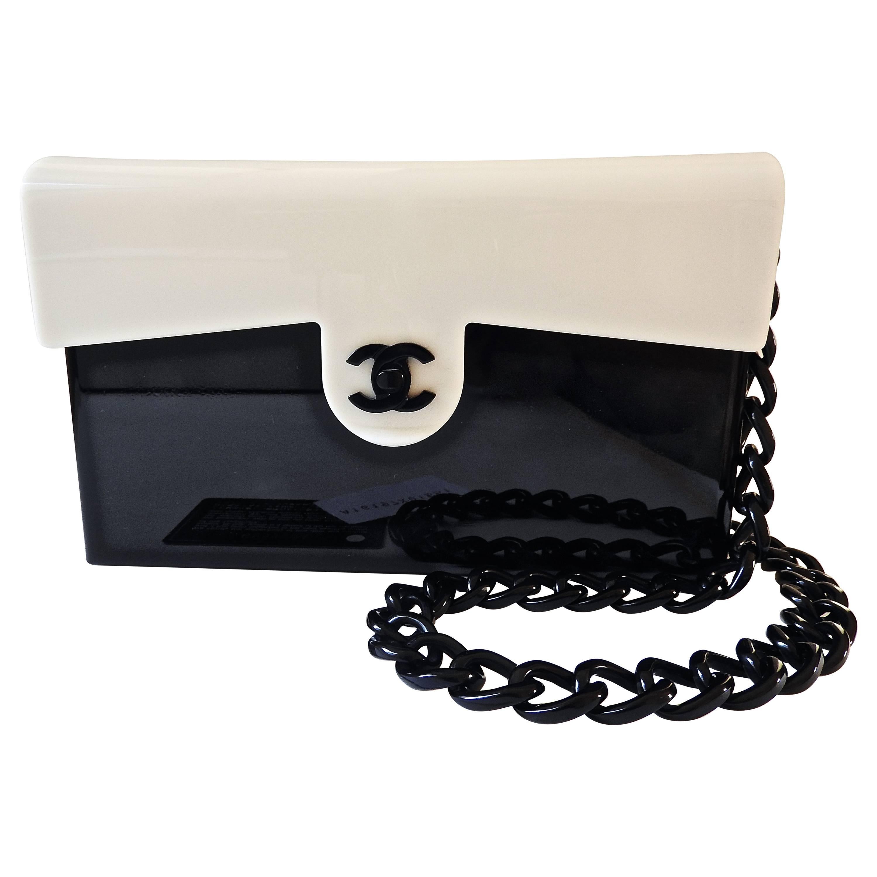 NWT NEW Chanel ✿*ﾟLARGE Resin Plexiglass  Clutch Bag Clutch Tote Case handbag  For Sale
