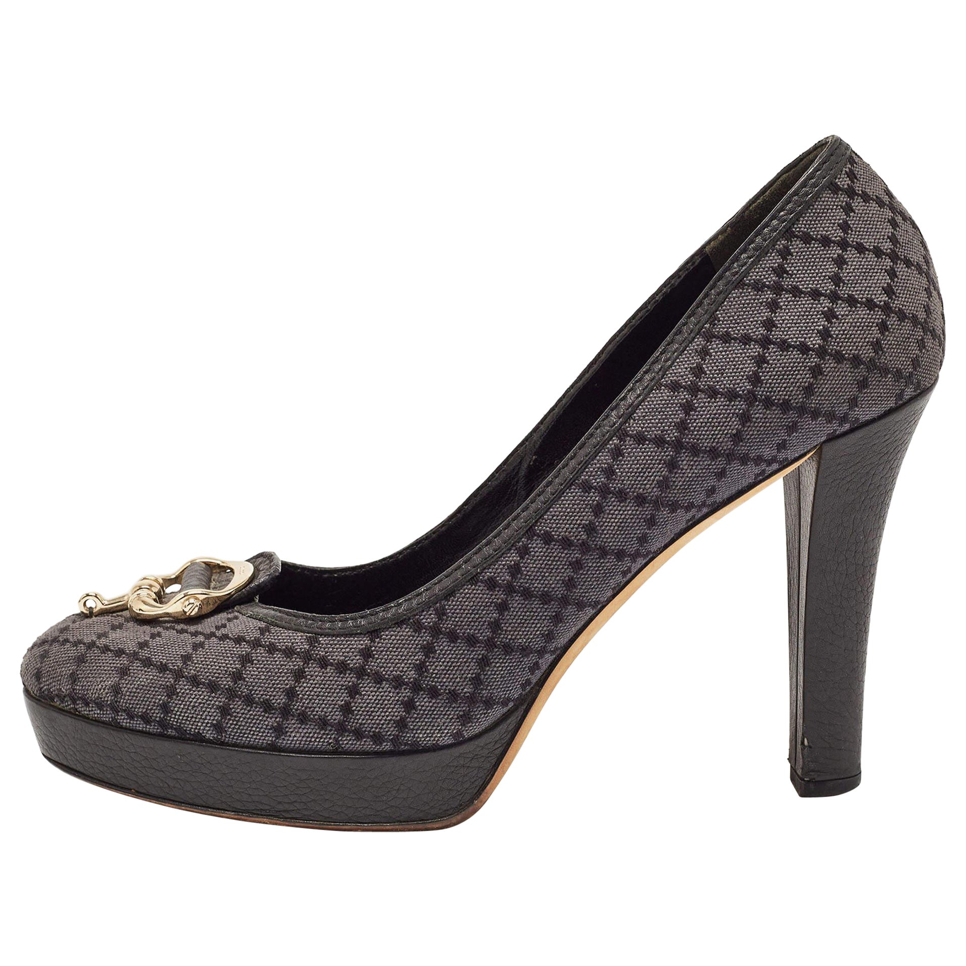 Gucci Blue/Lead Diamante Canvas And Leather Trim Icon Bit Peep Toe Pump Size40.5 For Sale
