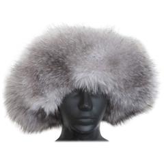snow white fox fur hat with black top 6