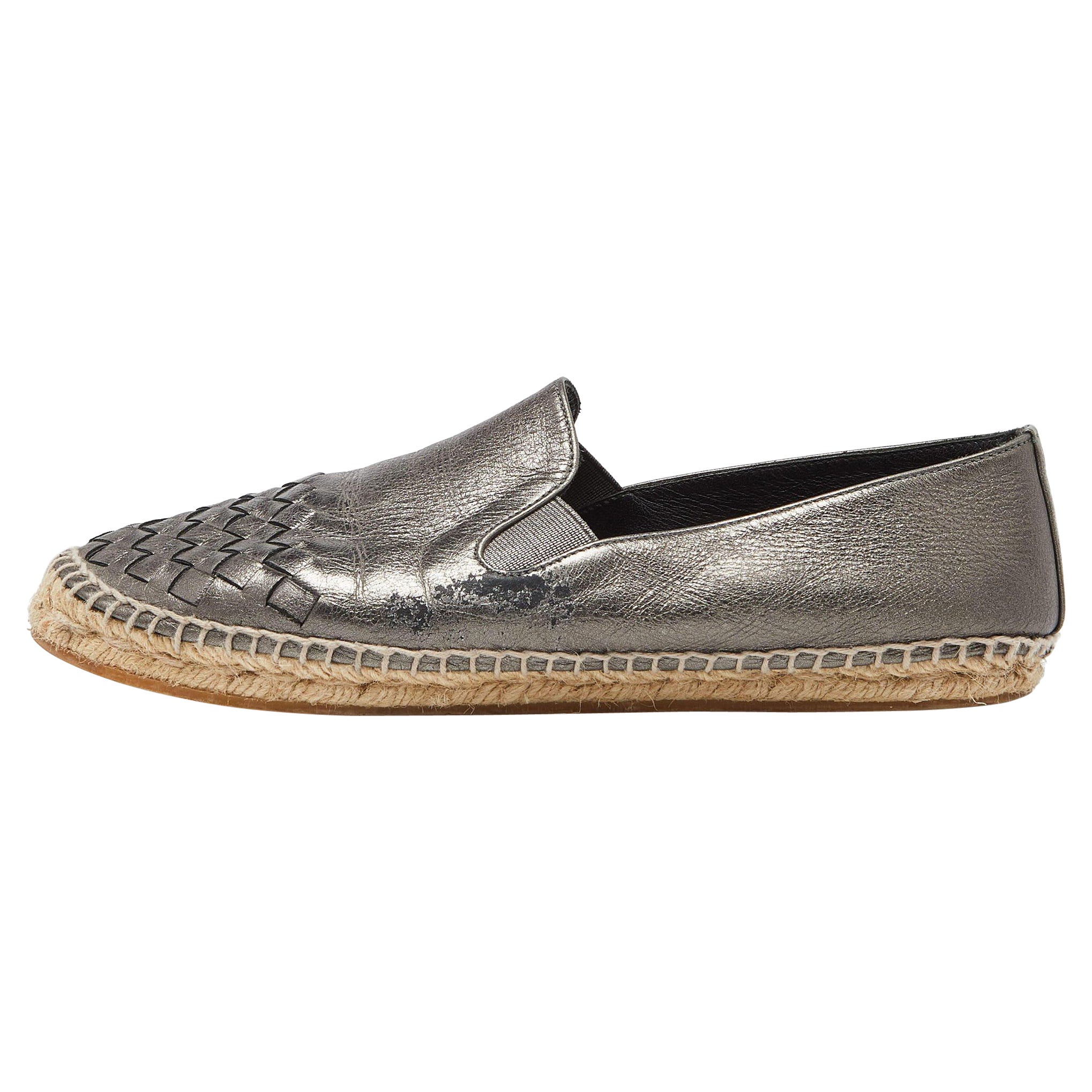 Bottega Veneta Espadrille plates en cuir métallisé taille 39