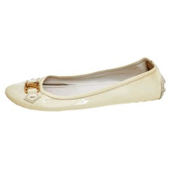 Louis Vuitton - Ballerines Oxford en cuir verni crème, taille 39,5