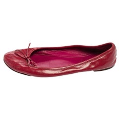 Gucci Magenta Patent Leather Soho Ballet Flats Size 35.5