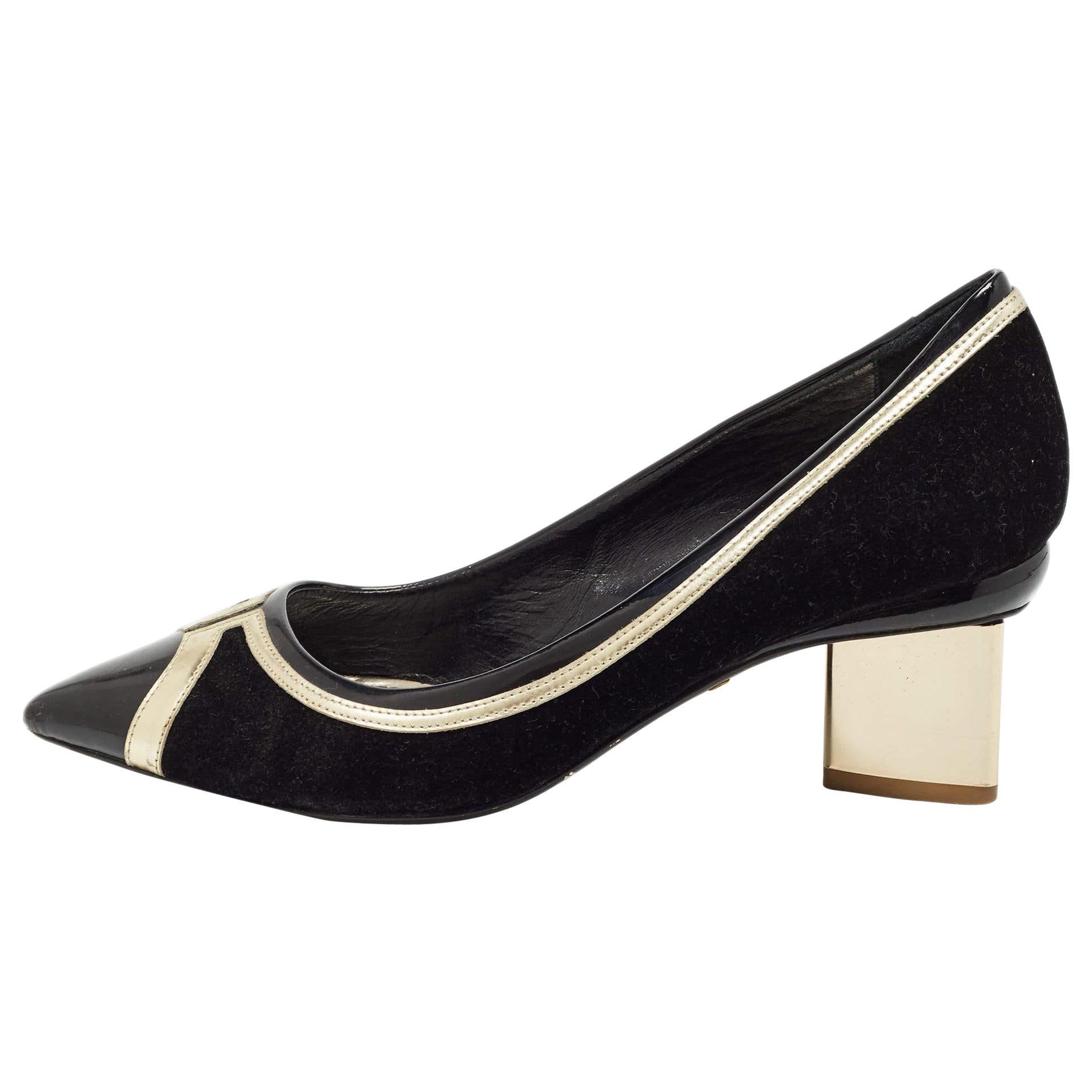 Nicholas Kirkwood Black/Gold Suede and Leather Pointed Toe Pumps Size 37 For Sale
