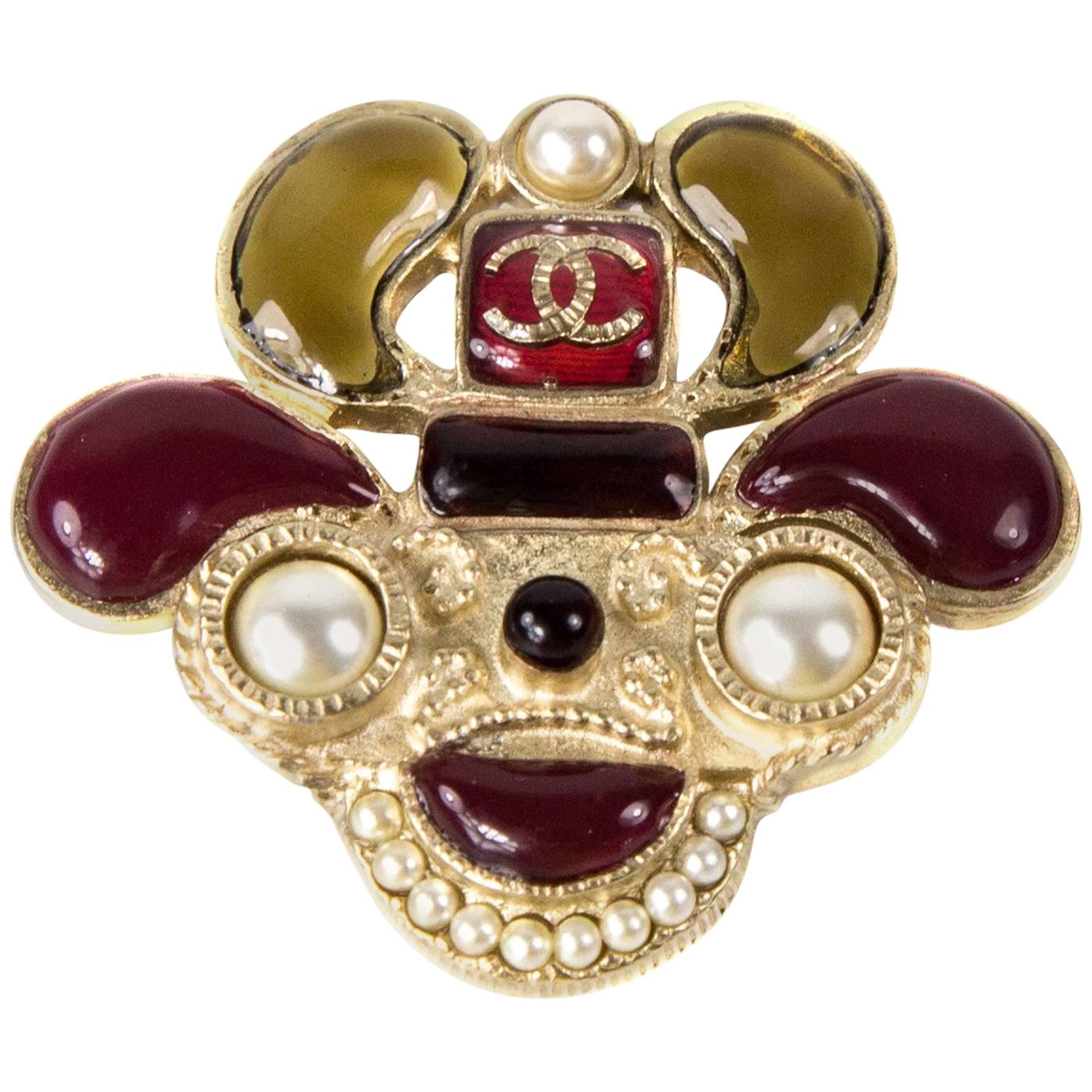 Chanel Puppy Dog Pearl Pin - 2016 - New Brooch Emoji Gripoix CC Red Robot 16K