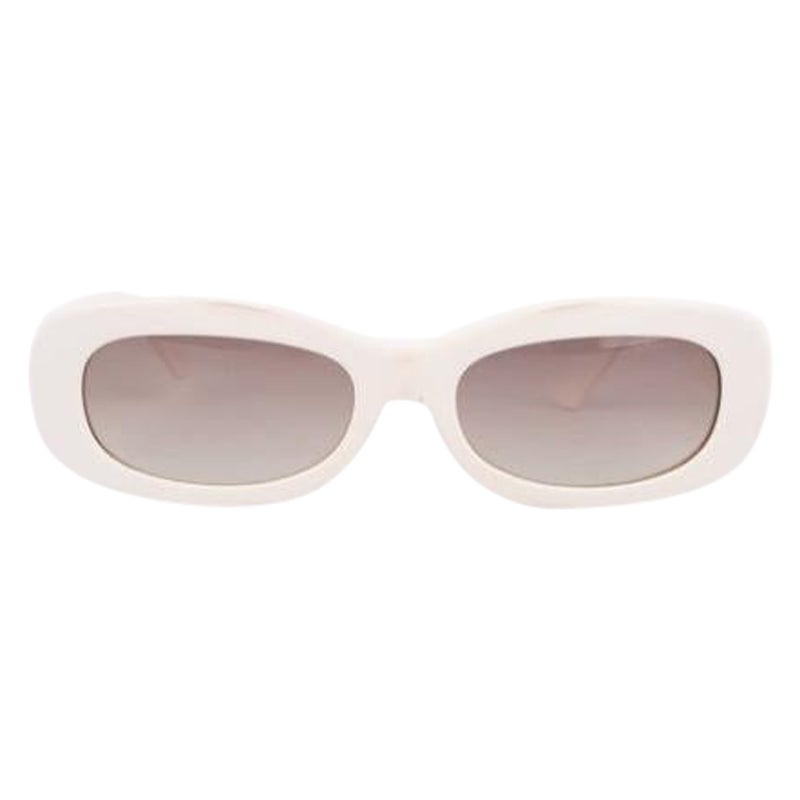 Chanel Weiße Sonnenbrille mit getönten Gläsern