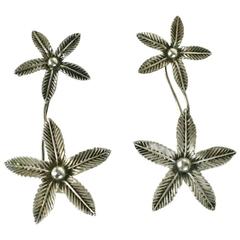 Sterlingsilber-Ohrringe mit Blumenmuster