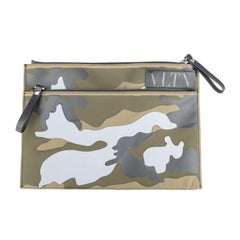 Valentino VLTN Camouflage Pouch Bag - '10er Jahre