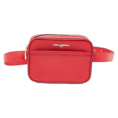 Karl Lagerfeld - Sac de ceinture en cuir rouge avec appareil photo