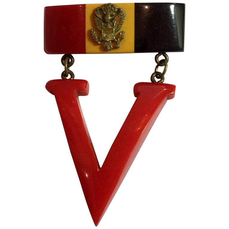 Rare 1930s Bakelite V For Victory Brooch Pin For Sale At 1stdibs V