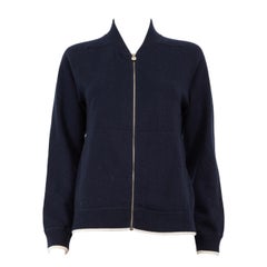 Chanel - Cardigan brodé de lion CC en cachemire bleu marine, taille L
