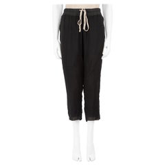 Harem Joggers aus schwarzer Seide mit Kordelzug von Rick Owens, Größe S