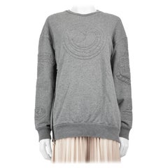 3.1 Phillip Lim Jersey gris con cremallera y logotipo acolchado Talla S