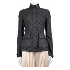 Chaqueta acolchada con detalle de hebilla azul marino Belstaff Talla L