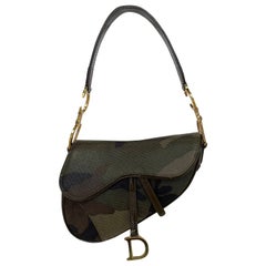 Rare sac à main camouflage Christian Dior par John Galliano, printemps-été 2001