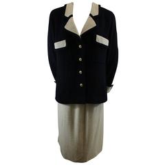 Chanel Vintage Summer Navy Suit. Size 44 8