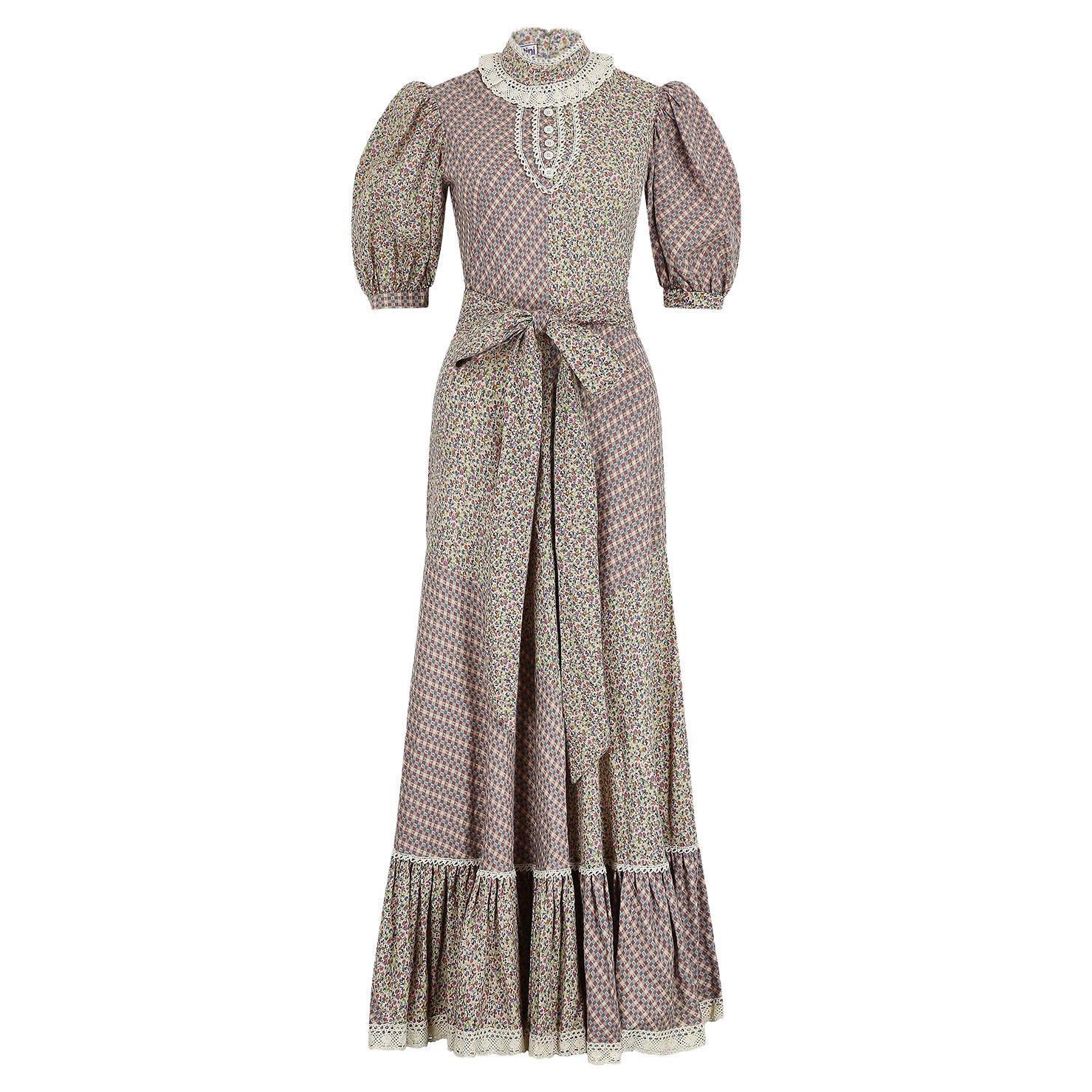 Gina Fratini, abito patchwork con stampa floreale Boho degli anni '70 in vendita